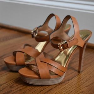 Coach Dani Platform Heels *Like New!!*